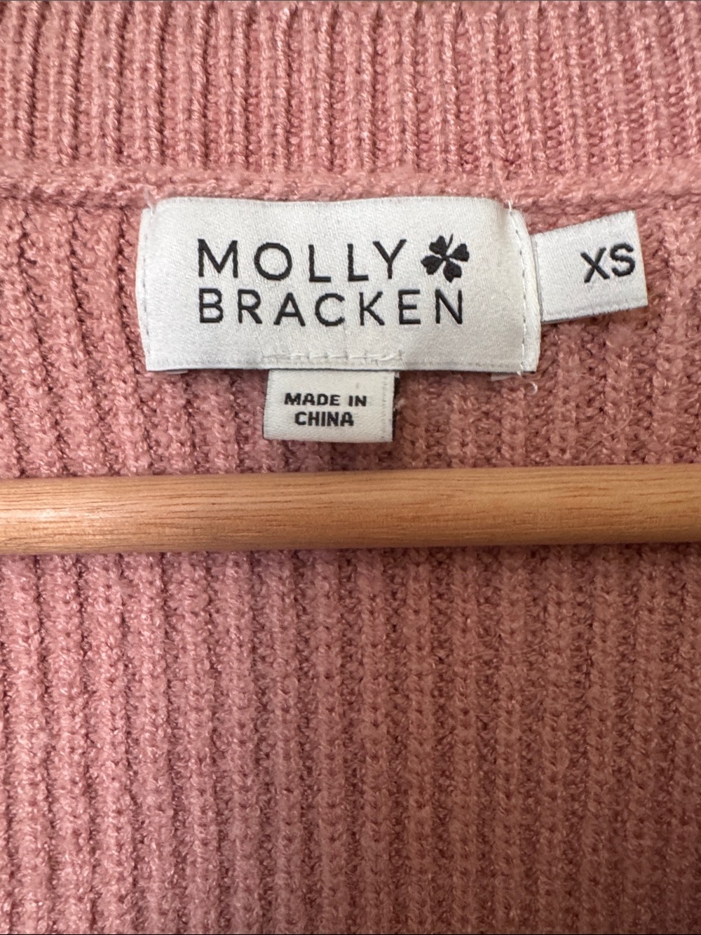 Pink Ruffled V-Neck Knit Sweater - Picture 2 of 4